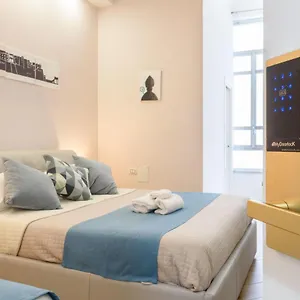 Domus Angioina Bed and breakfast
