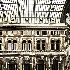 Domus Sibyllina, Galleria Umberto I *** נאפולי